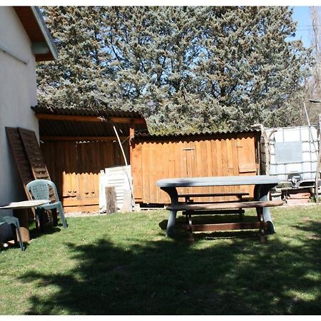 petit studio, bien équipé, à la campagne Marcoux  Exterior foto